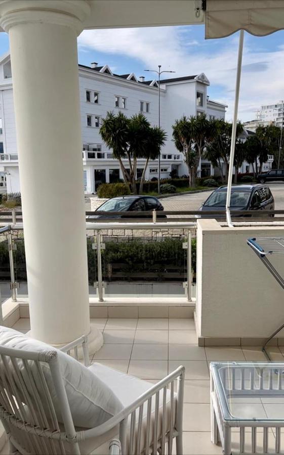 White Sidesea View Apartment Саранда Экстерьер фото